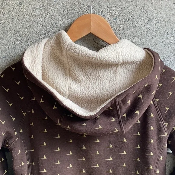 ❄️ Burton Sherpa Lined Hoody in Brown - Picture 5 of 15